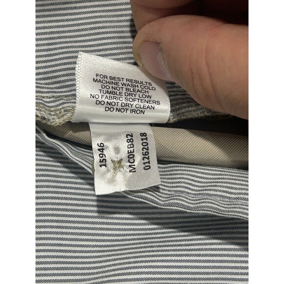 Peter Millar Crown Sport Golf Shorts Mens Size 36x8 Khaki Beige Indian Head Logo - Picture 6 of 8